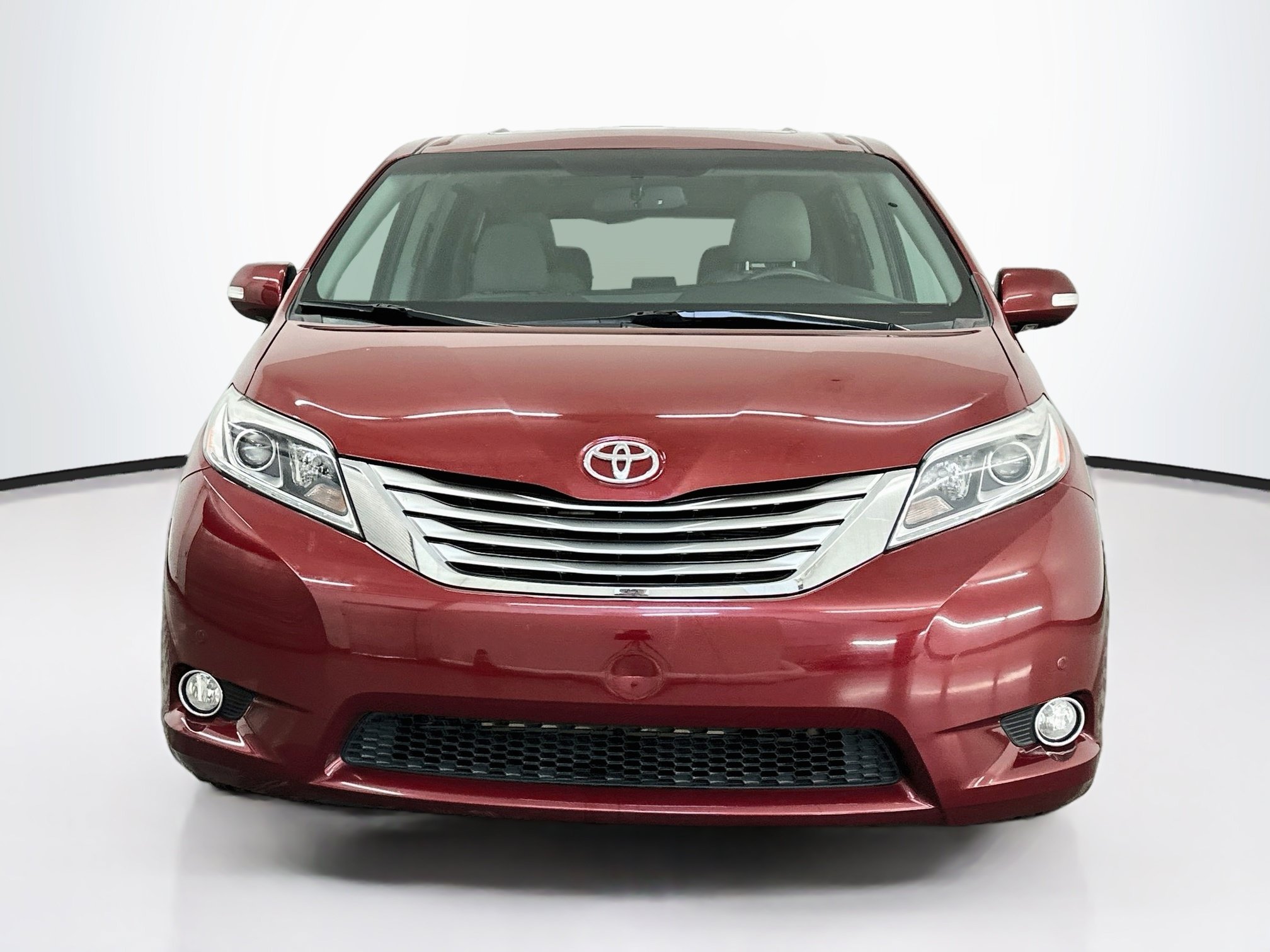 Used 2015 Toyota Sienna Limited AWD/4WD image 2