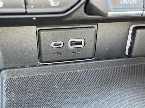 Used 2021 Chevrolet Tahoe Z71 w/ Z71 Signature Package image 20