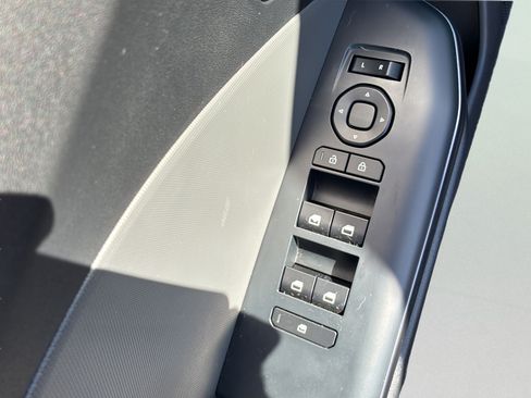 Certified 2025 Kia K4 FWD image 18