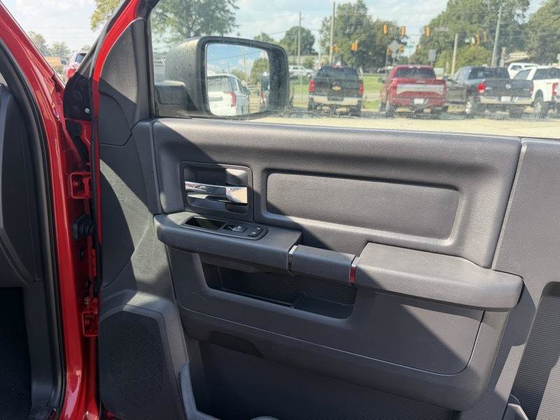 Used 2012 RAM 1500 Express RWD image 18