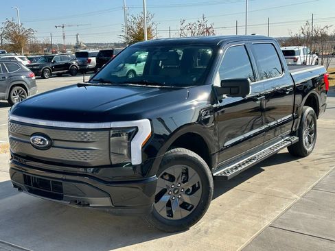 Used 2023 Ford F150 Lightning XLT w/ Equipment Group 312A High image 6