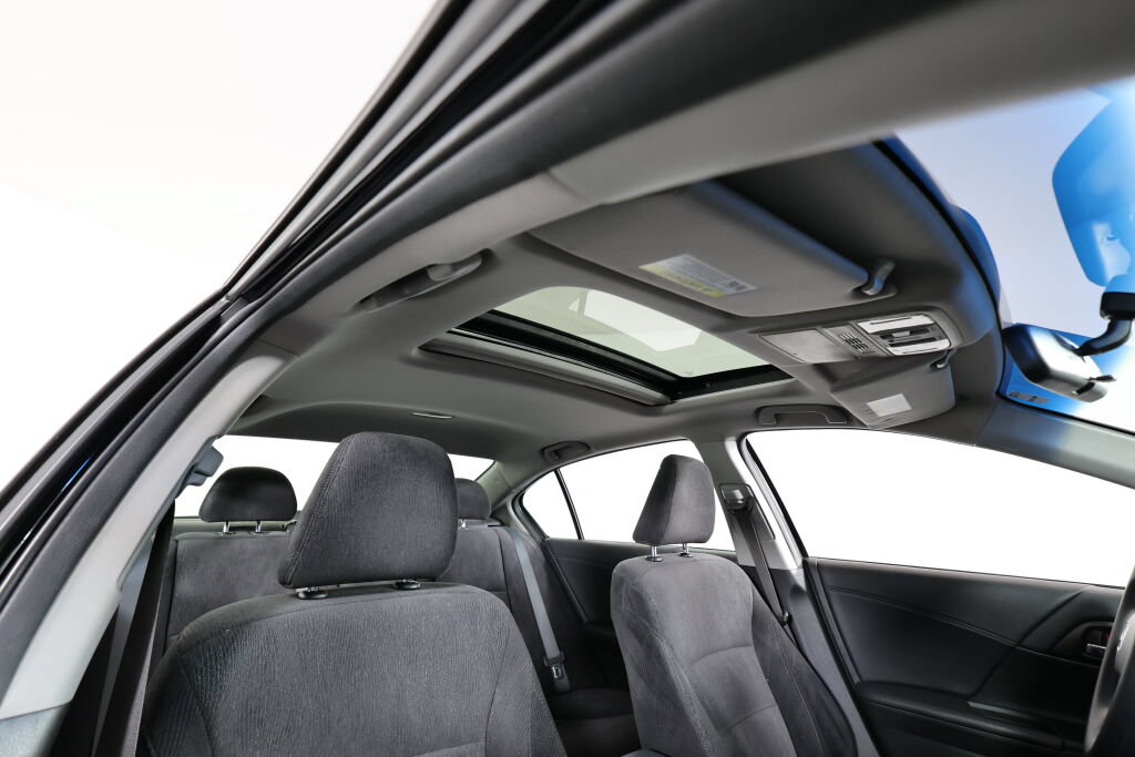 Used 2013 Honda Accord EX image 38