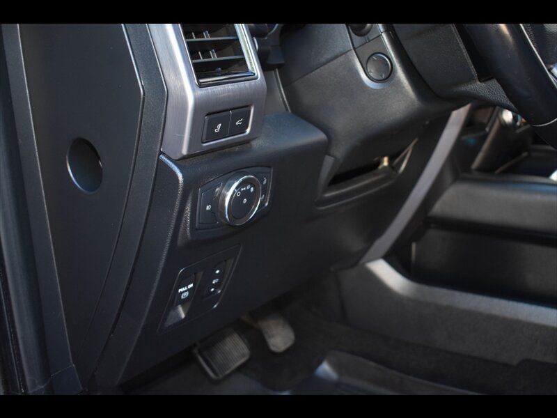 Used 2020 Ford Expedition Max Platinum AWD/4WD image 14