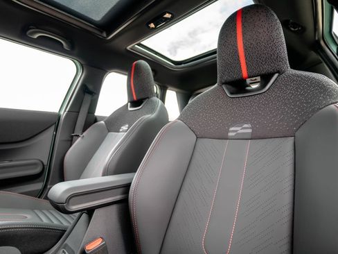 New 2026 MINI Cooper S FWD image 5
