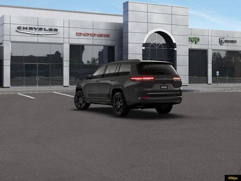 New 2026 Jeep Grand Cherokee L Limited AWD/4WD image 5