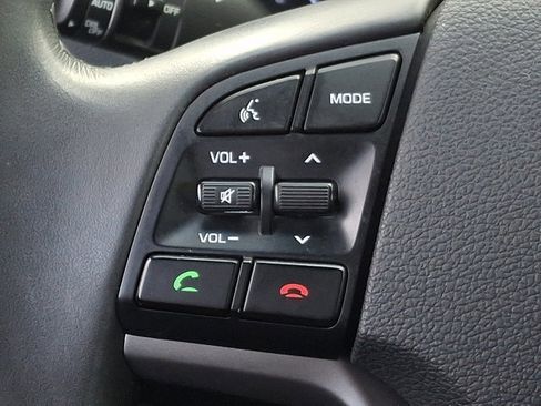 Used 2017 Hyundai Tucson Sport image 20