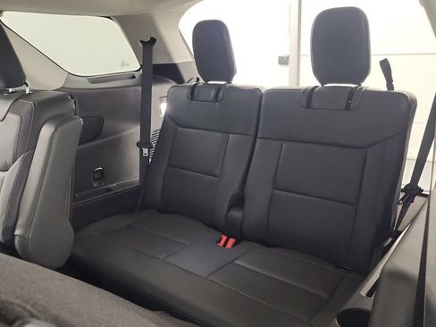 New 2026 Ford Explorer Active w/ Active Comfort Package AWD/4WD image 31