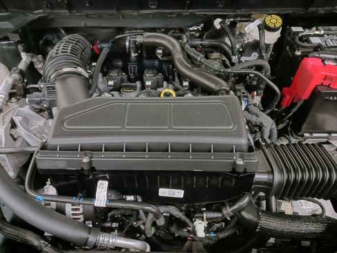 Used 2025 Ford Escape ST-Line AWD/4WD image 4