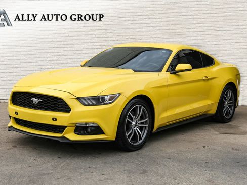 Used 2016 Ford Mustang Premium image 1