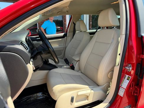 Used 2014 Volkswagen Jetta TDI FWD image 22