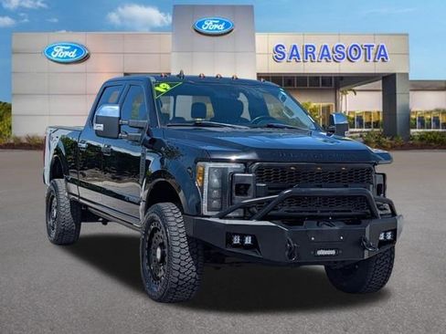 Used 2019 Ford F250 Lariat w/ Lariat Ultimate Package AWD/4WD image 1