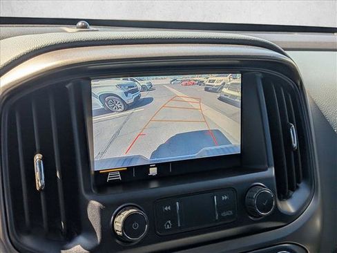 Used 2021 Chevrolet Colorado Z71 w/ Safety Package RWD image 12