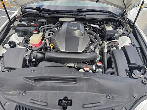 Used 2016 Lexus IS 200t w/ Navigation System Package RWD image 30