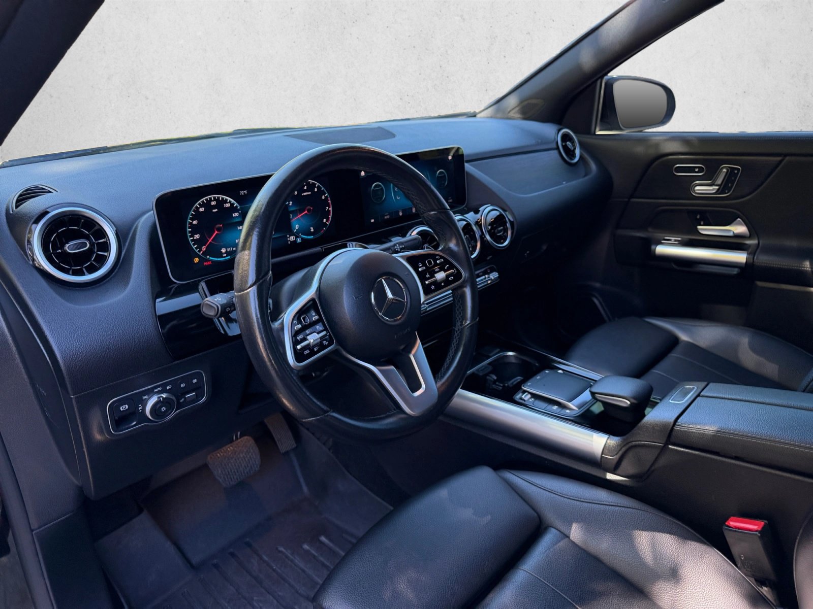 Certified 2021 Mercedes-Benz GLA 250 4MATIC image 10