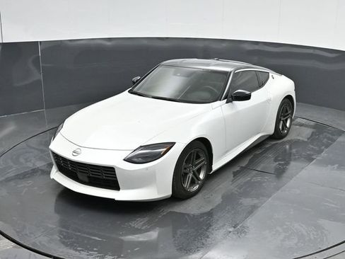 Used 2024 Nissan Z Sport w/ Floor Mat Package RWD image 48