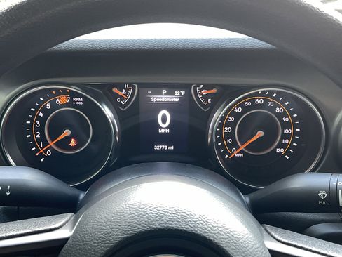 Used 2023 Jeep Wrangler Sport AWD/4WD image 14