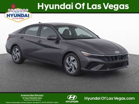 Used 2024 Hyundai Elantra SE FWD image 1
