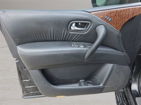 Used 2018 Nissan Armada SL w/ Premium Package image 19