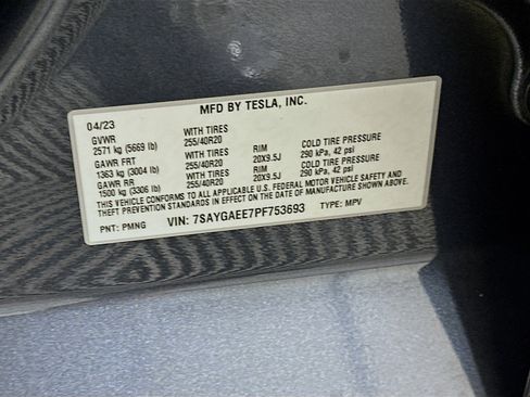 Used 2023 Tesla Model Y Long Range AWD/4WD image 12
