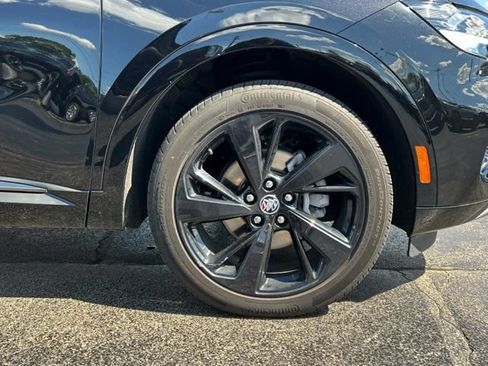 Used 2022 Buick Envision Essence w/ Technology Package I AWD/4WD image 15