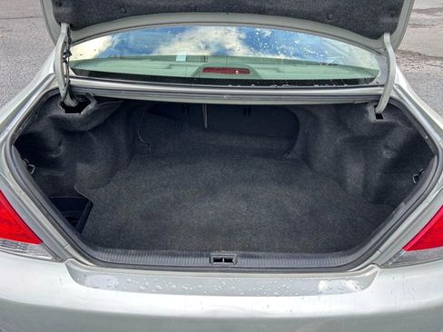 Used 2005 Toyota Camry LE image 15