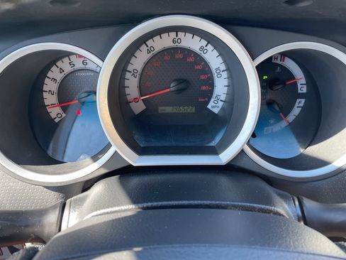 Used 2015 Toyota Tacoma 4x4 Access Cab w/ Convenience Package image 17