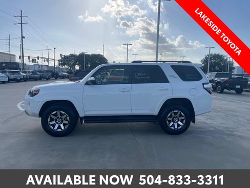 Certified 2024 Toyota 4Runner TRD Off-Road AWD/4WD image 2
