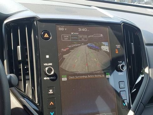 Used 2025 Subaru Ascent Onyx Edition image 19