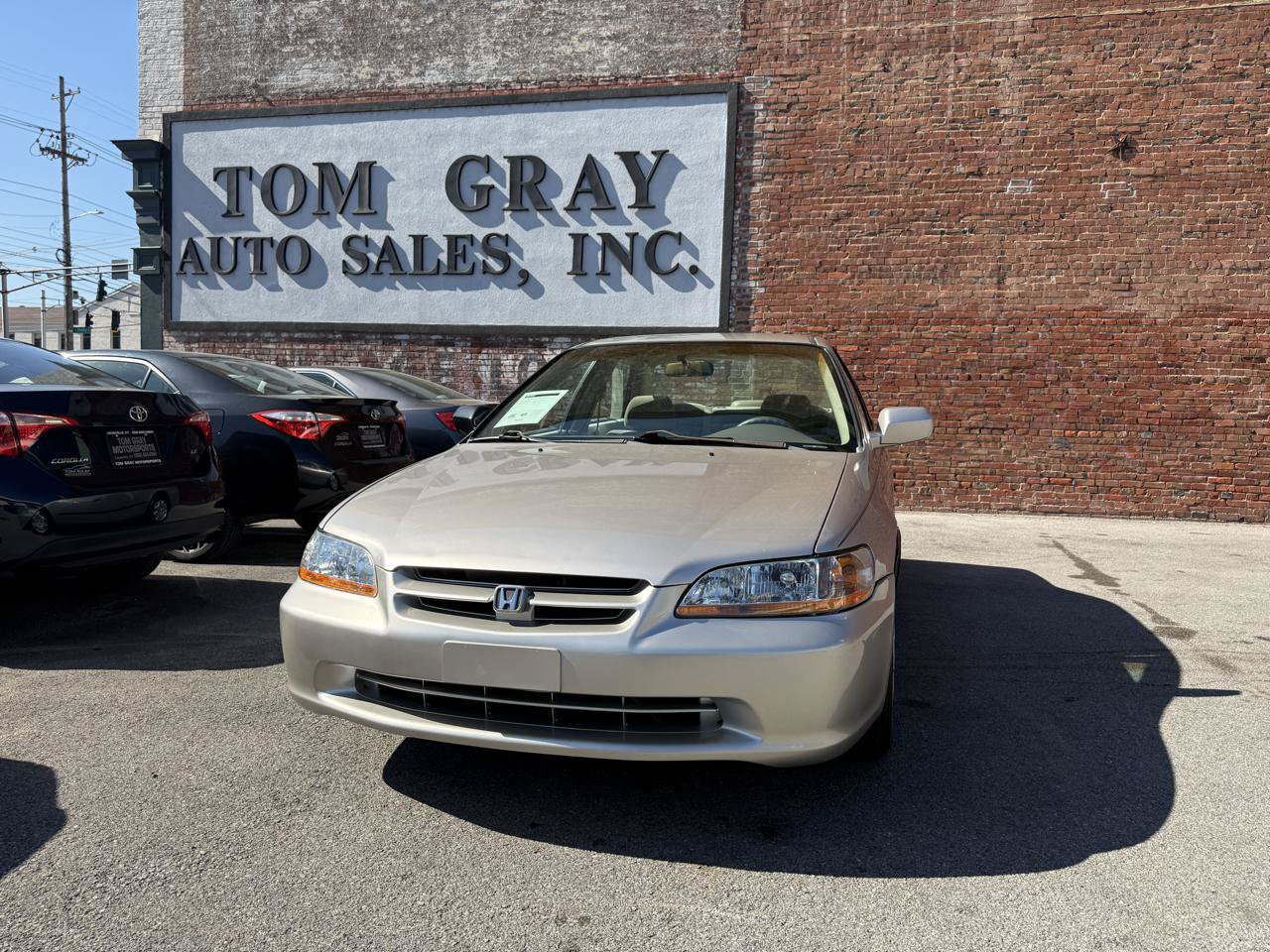 Used 1999 Honda Accord LX image 1