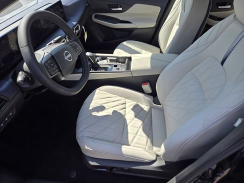 New 2026 Nissan Sentra SL w/ Floor Mat Package FWD image 11