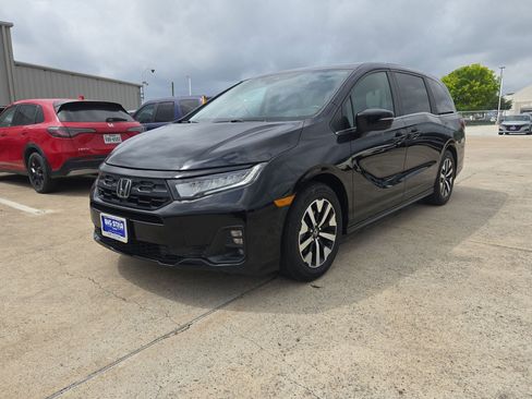 Used 2025 Honda Odyssey EX-L image 8