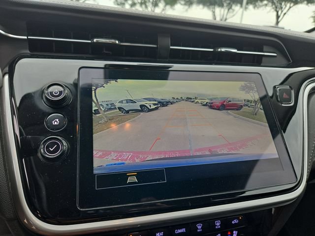 Used 2022 Chevrolet Bolt EUV LT w/ Convenience Package FWD image 14
