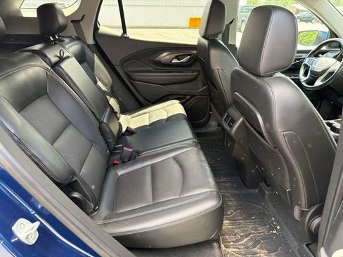 Certified 2023 GMC Terrain SLT FWD image 14