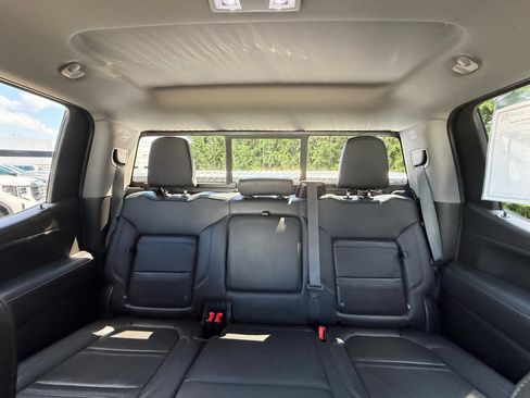 Used 2020 GMC Sierra 1500 Denali w/ Technology Package AWD/4WD image 3