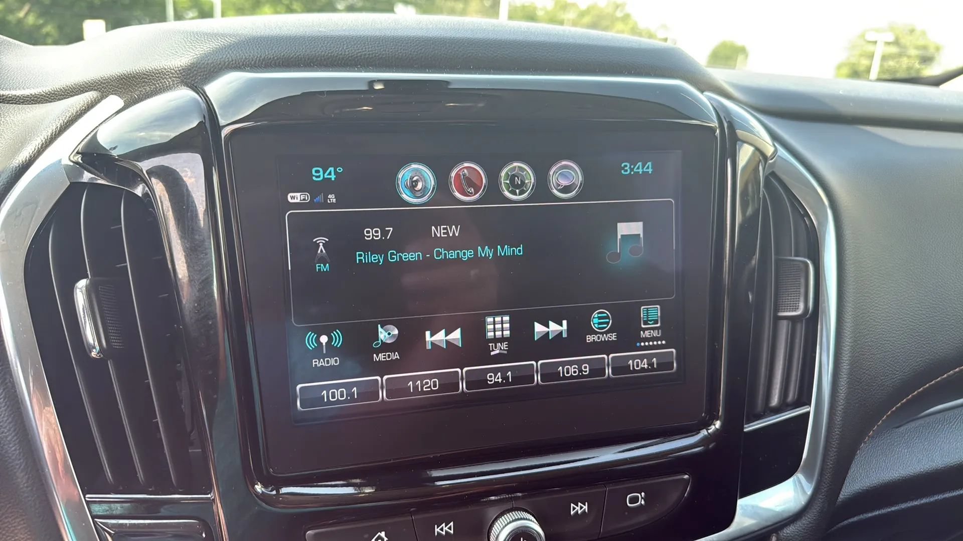 Used 2018 Chevrolet Traverse LT FWD image 18