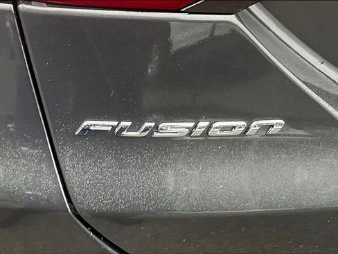 Used 2015 Ford Fusion SE w/ Equipment Group 201A AWD/4WD image 23