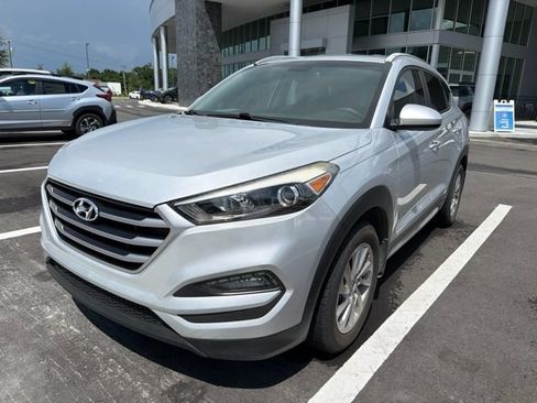Used 2018 Hyundai Tucson SEL FWD image 3