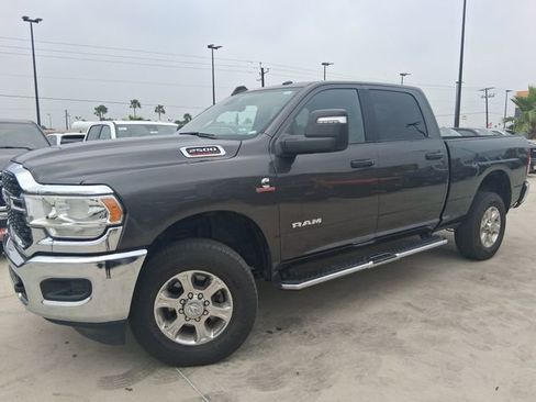 Used 2024 RAM 2500 Big Horn AWD/4WD image 3