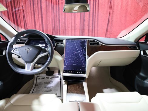 Used 2017 Tesla Model S 75 image 15