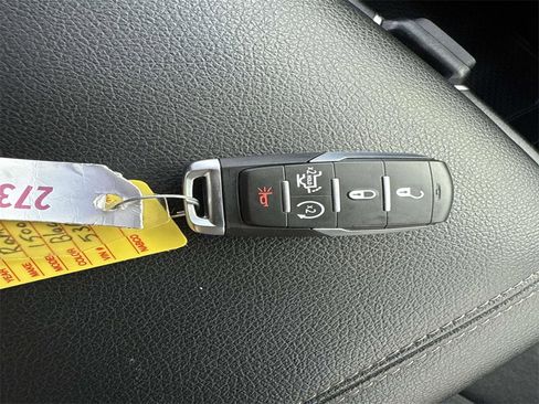 Used 2025 RAM 1500 Lone Star image 34