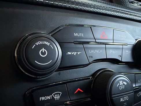 Used 2020 Dodge Charger SRT Hellcat w/ Harman/Kardon Audio Group RWD image 24