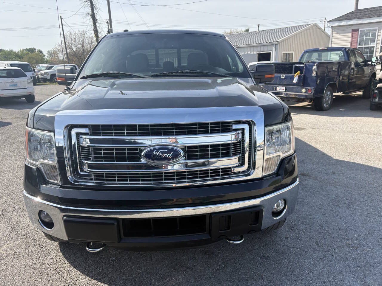 Used 2014 Ford F150 XLT w/ Equipment Group 302A Luxury AWD/4WD image 3