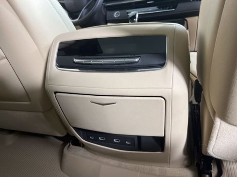 Used 2024 Cadillac Escalade Premium Luxury w/ LPO, Floor Liner Package image 10