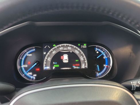 Certified 2023 Toyota RAV4 XLE Premium AWD/4WD image 23