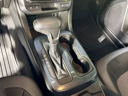 Used 2021 Chevrolet Colorado Z71 image 17