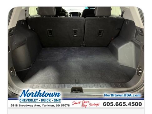 Used 2022 GMC Terrain SLE w/ Elevation Edition image 23