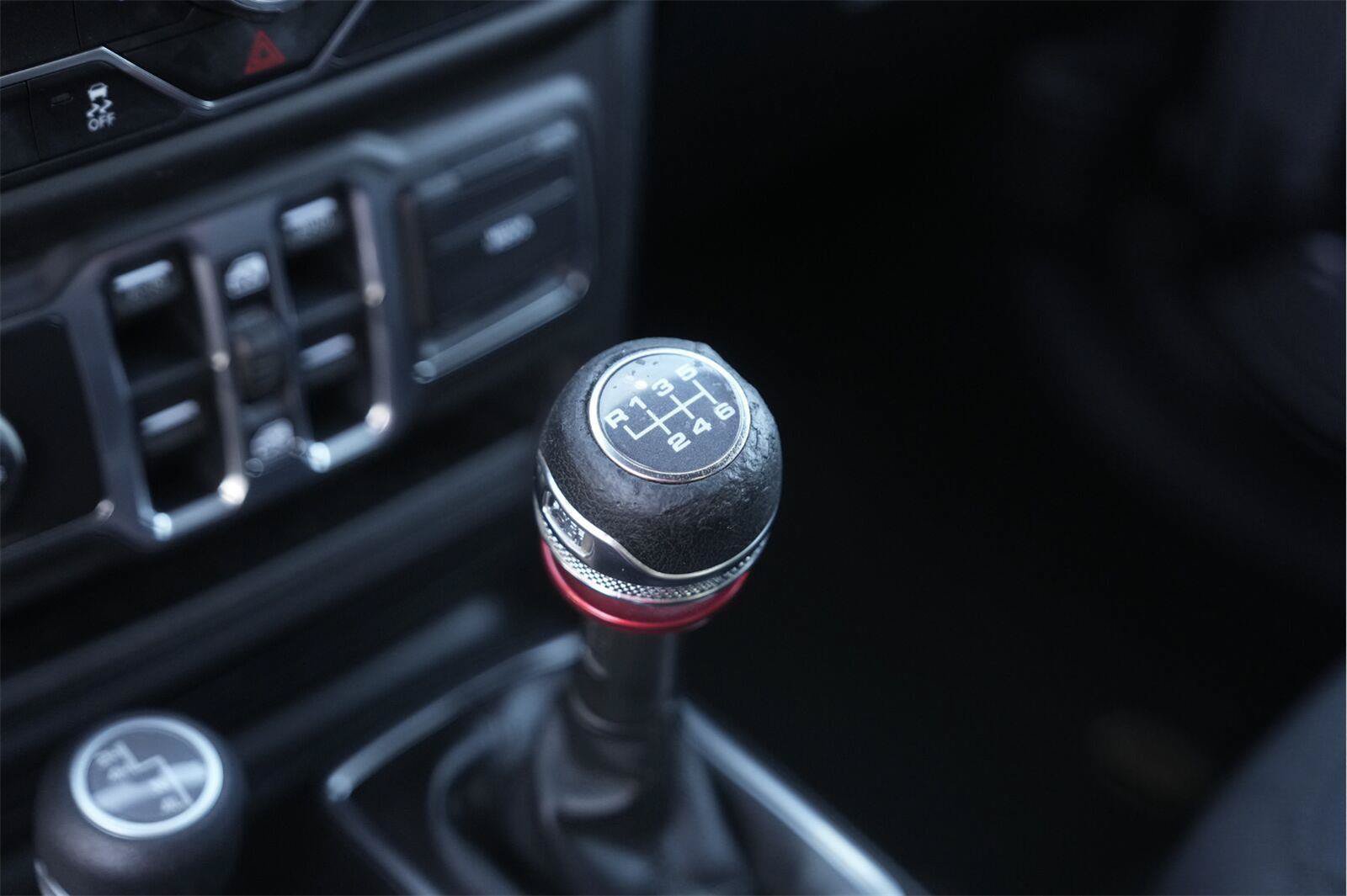 Used 2018 Jeep Wrangler Unlimited Sport S AWD/4WD image 29