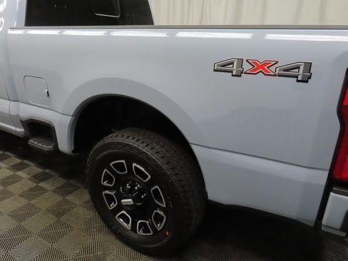 Used 2026 Ford F250 Platinum AWD/4WD image 57