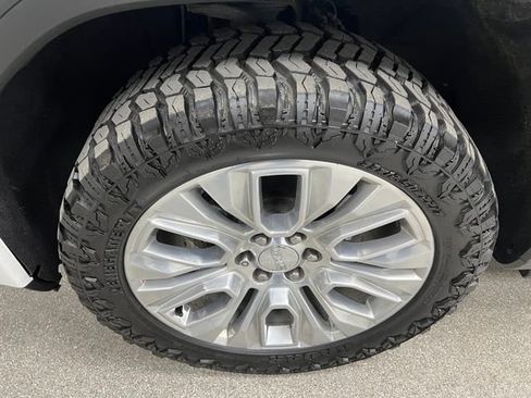 Used 2021 GMC Sierra 1500 Denali w/ Denali Ultimate Package AWD/4WD image 13