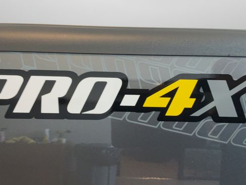 Used 2020 Nissan Frontier PRO-4X w/ Pro-4x Utility Package AWD/4WD image 44